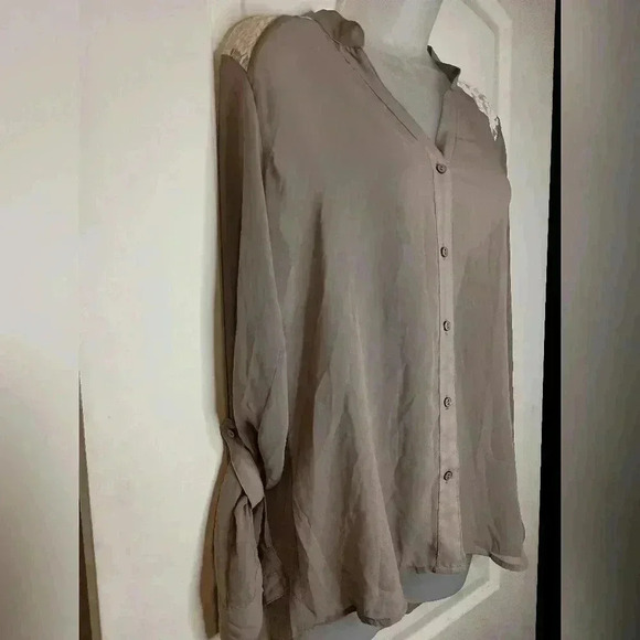 VANITY Western Brown Lace button up blouse-(#806) - Picture 4 of 9